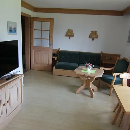 Haus Enzian Apartamento